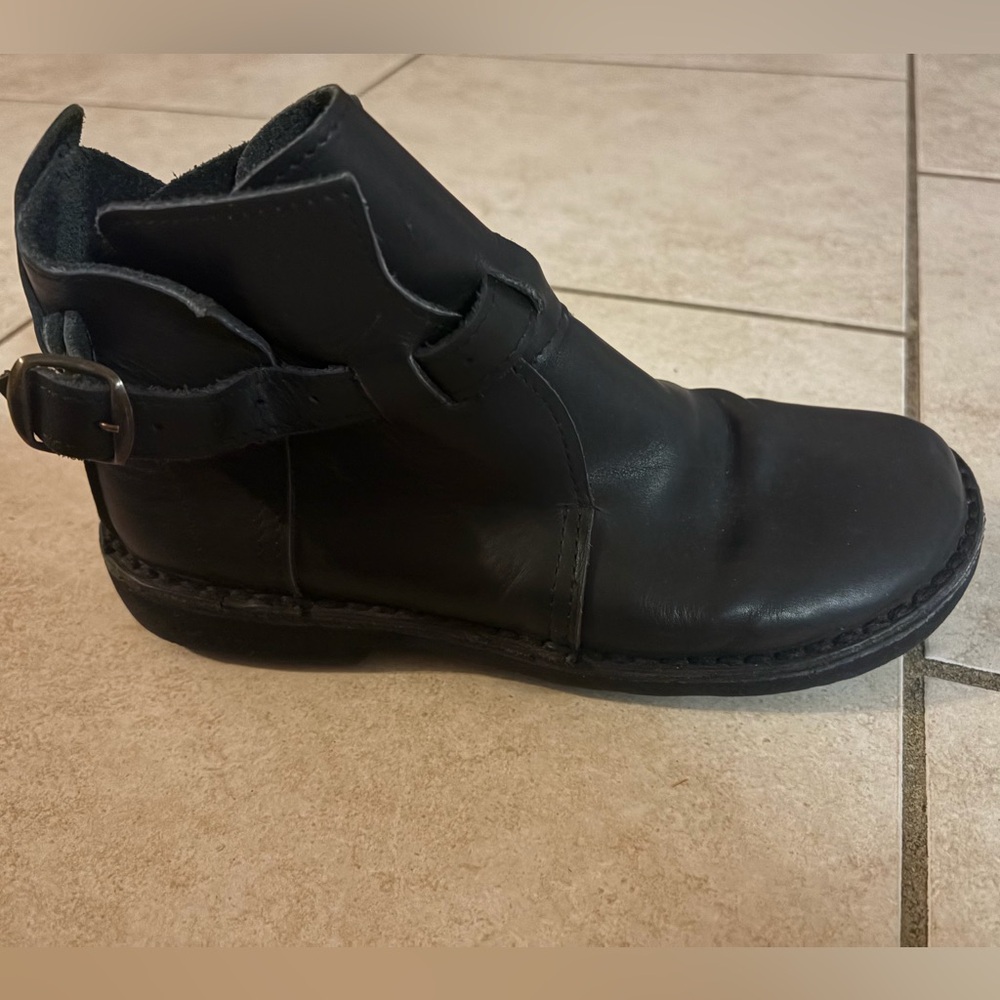 Handmade 100% soft Italian leather ankle booties, 8.5/9 US